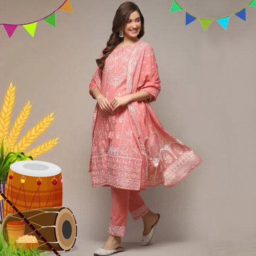 TRENDY OUTFITS FOR WOMEN TRENDY OUTFITS FOR WOMEN