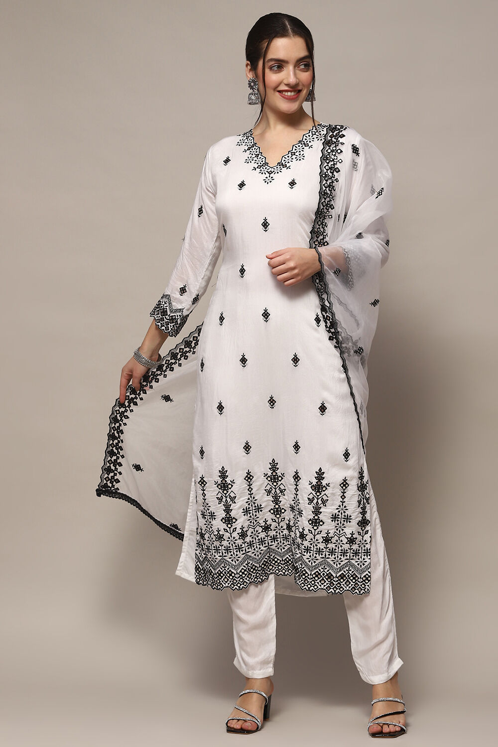 Off White Muslin Unstitched Suit set image number 1