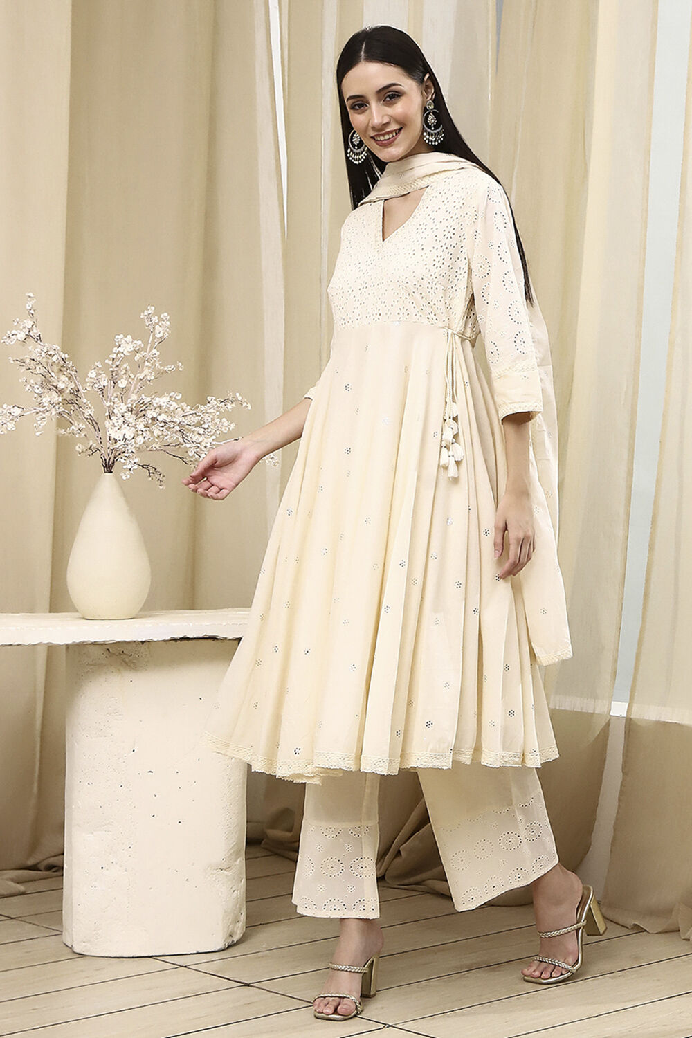 Off-White Cotton Schiffli Anarkali Suit Set image number 3