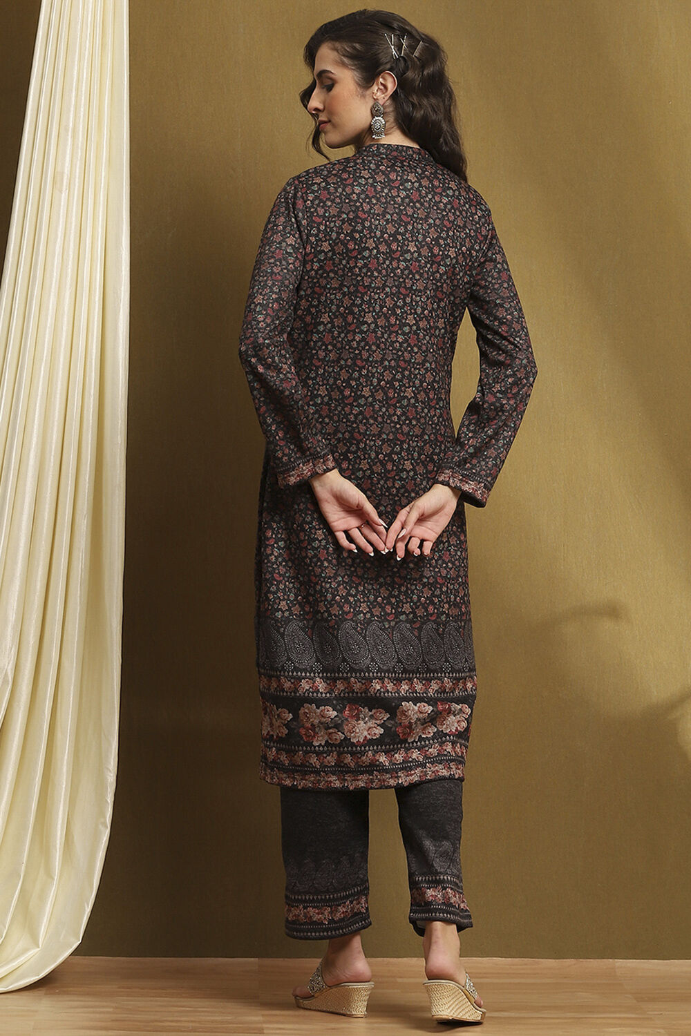 Black Polyester Straight Kurta Pants Set image number 4