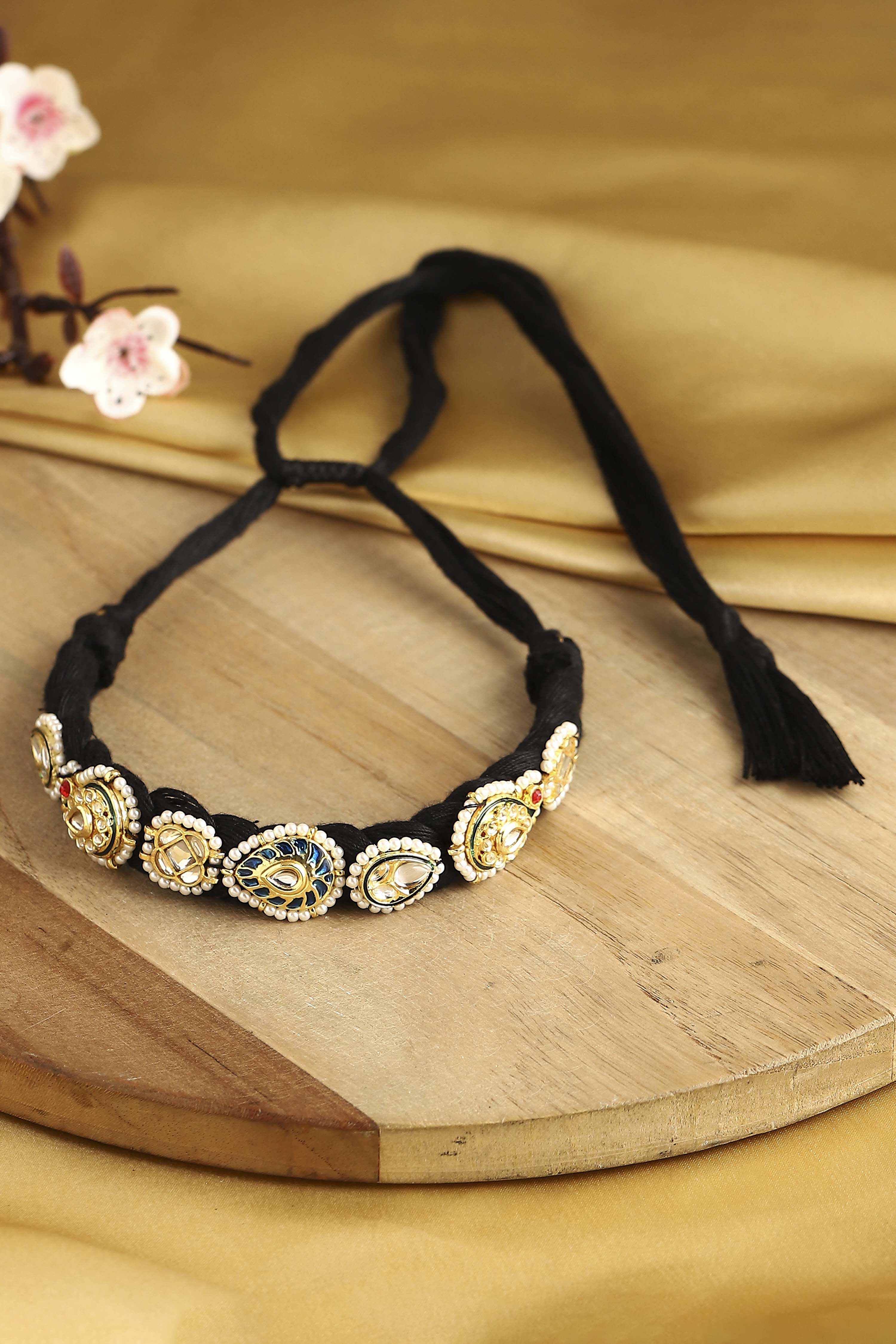 Gold Textured Necklace image number 0