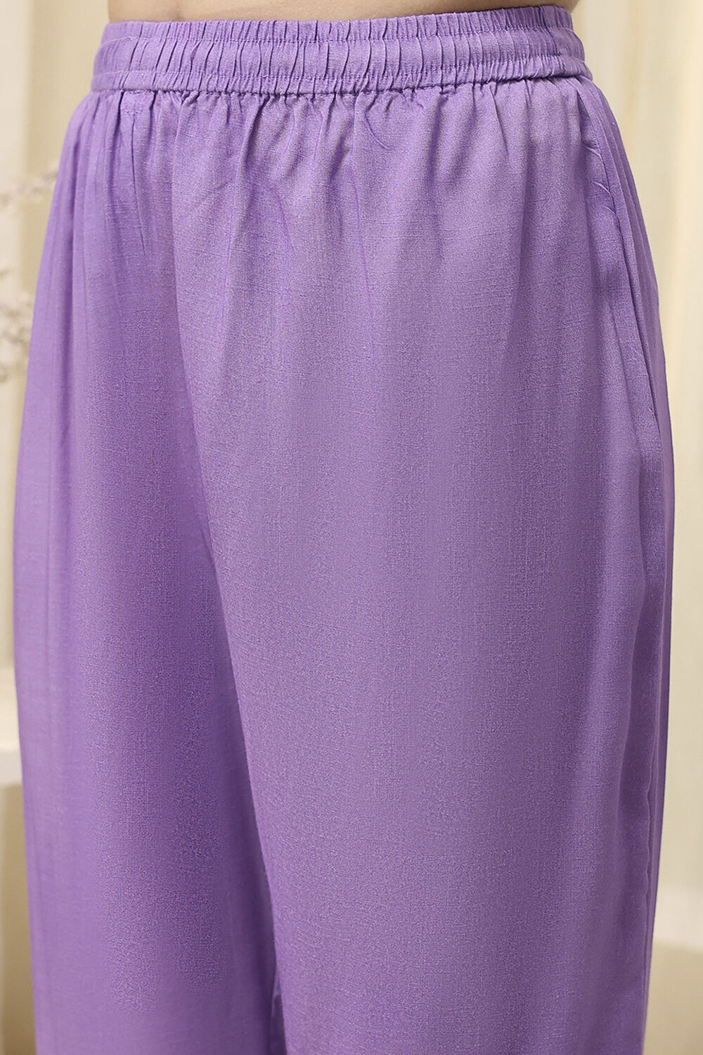 Grey and Beige Printed Straight Co-ord Set image number 2