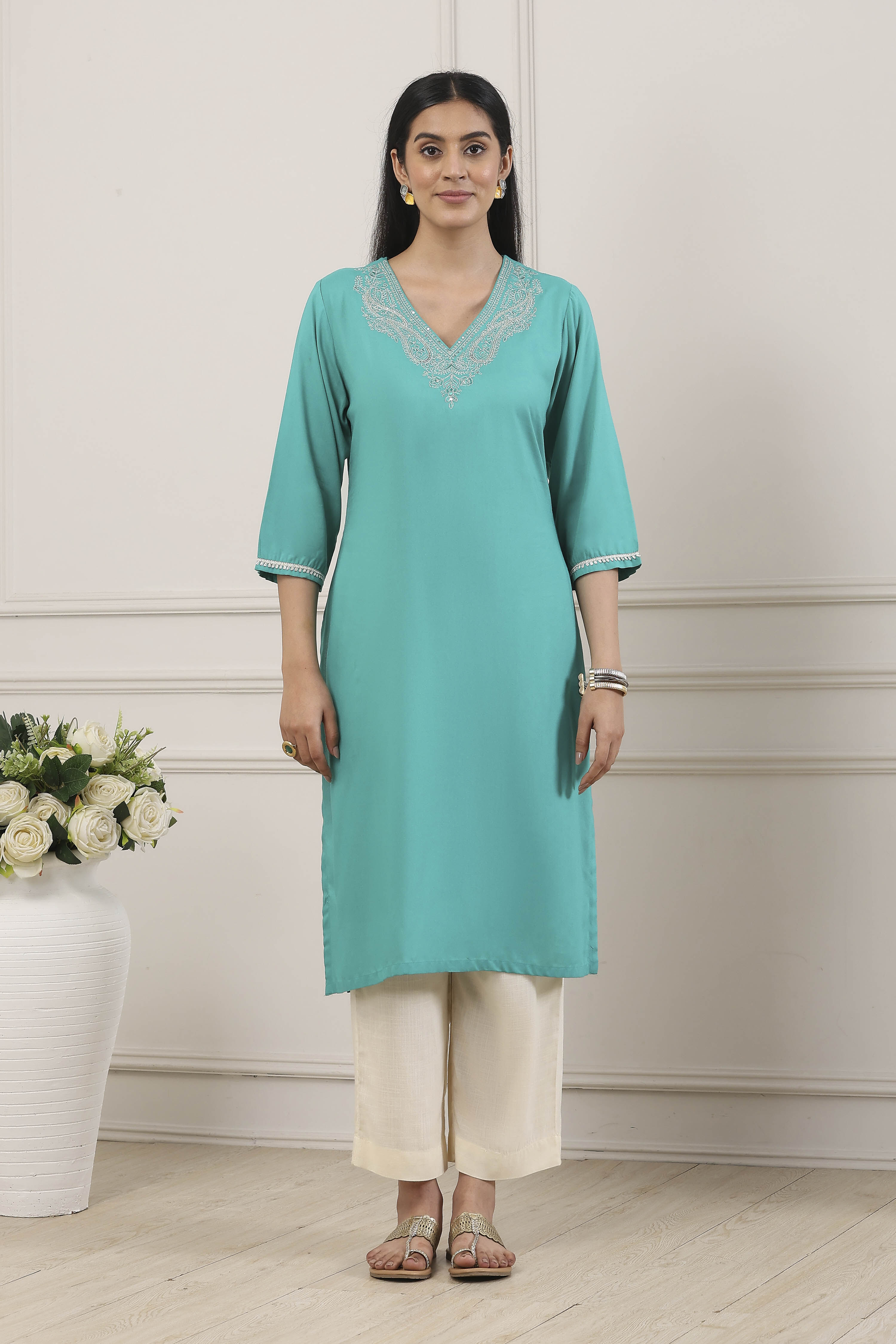 Turquoise Blue Sequined Embroidered Straight Kurta image number 5
