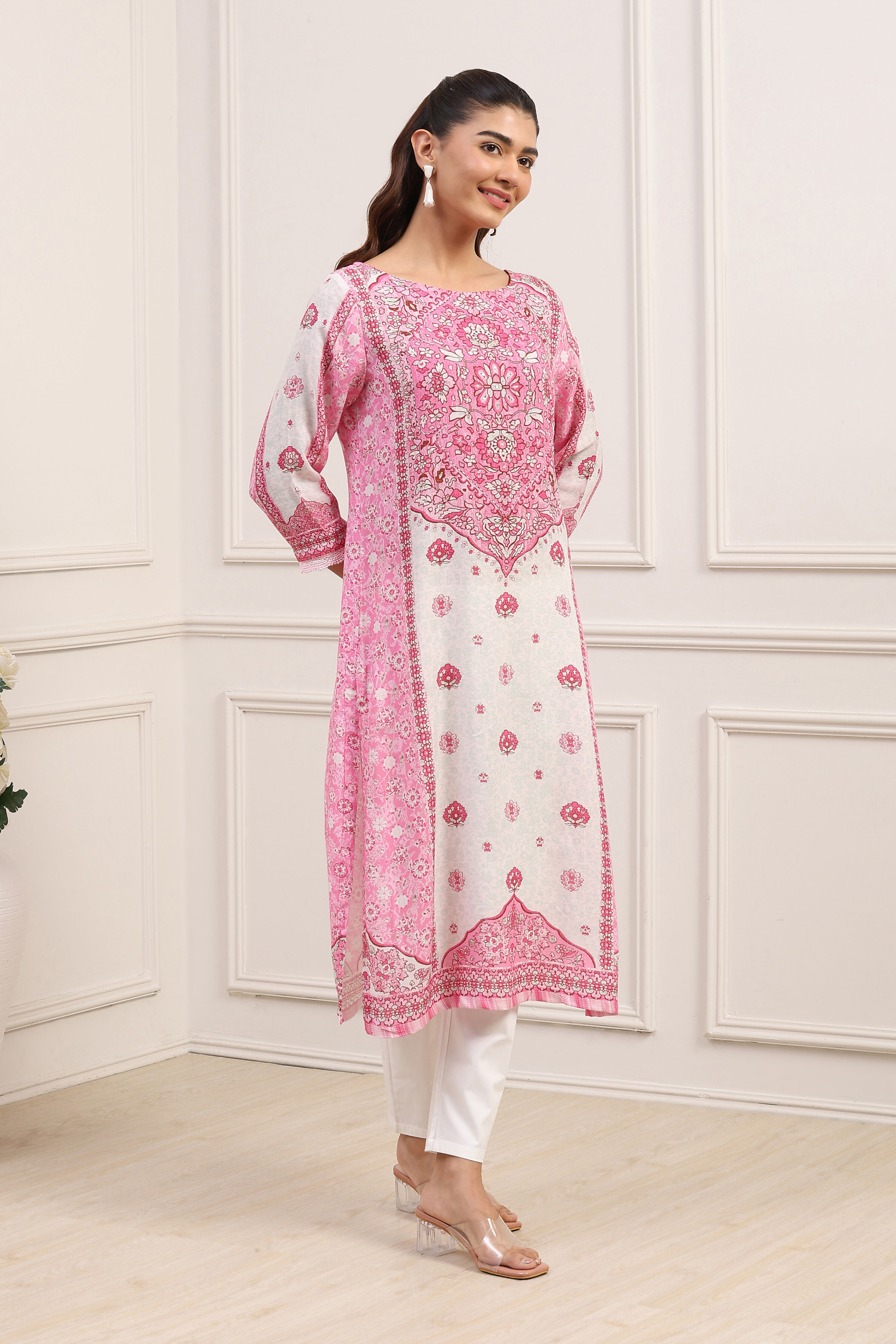 Pink Viscose Rayon Printed Straight Kurta image number 4