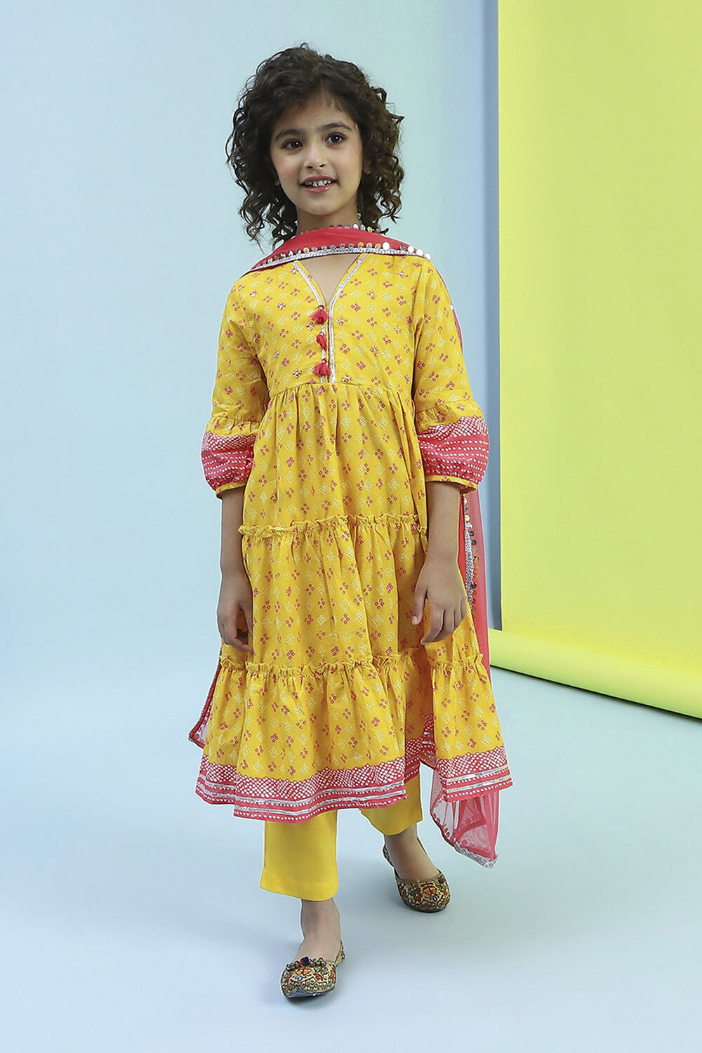 Yellow Cotton Printed Tiered Suit Set image number 6