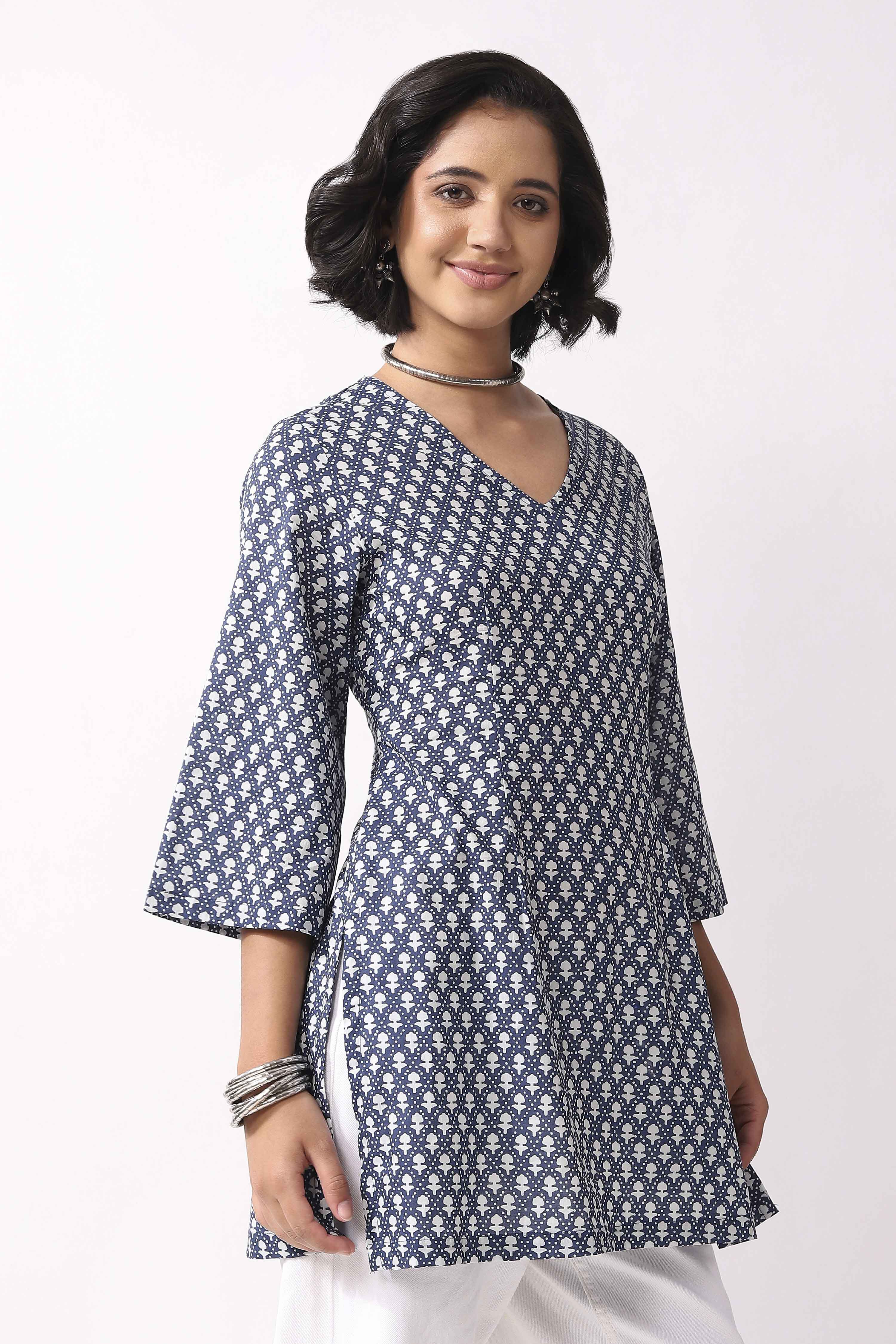Indigo Cotton Ethnic Motif Print Lace-Up Kurti image number 4