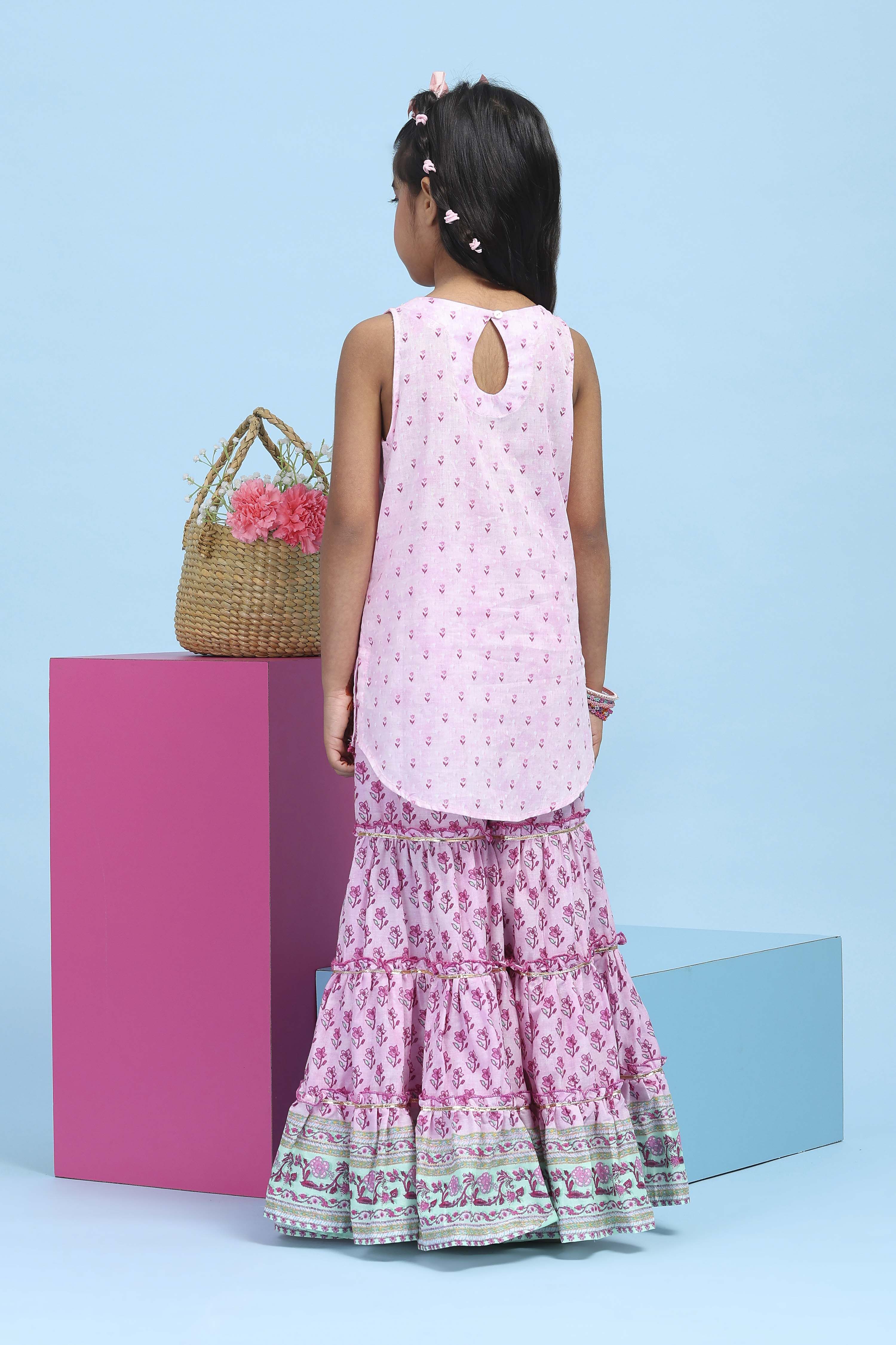 Pink Cotton Printed Straight Garara Suit Set image number 4