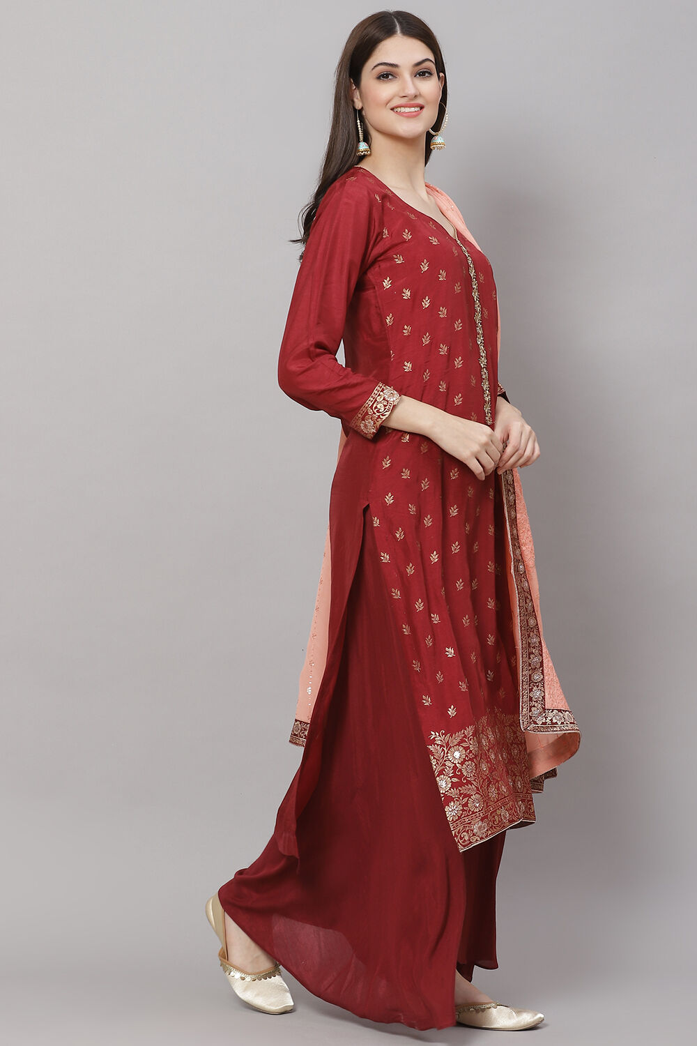 Off White Chanderi Machine Embroidered Unstitched Suit Set image number 4
