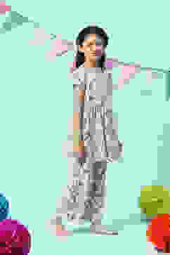 Off White & Blue Rayon Printed Sleepwear image number 5