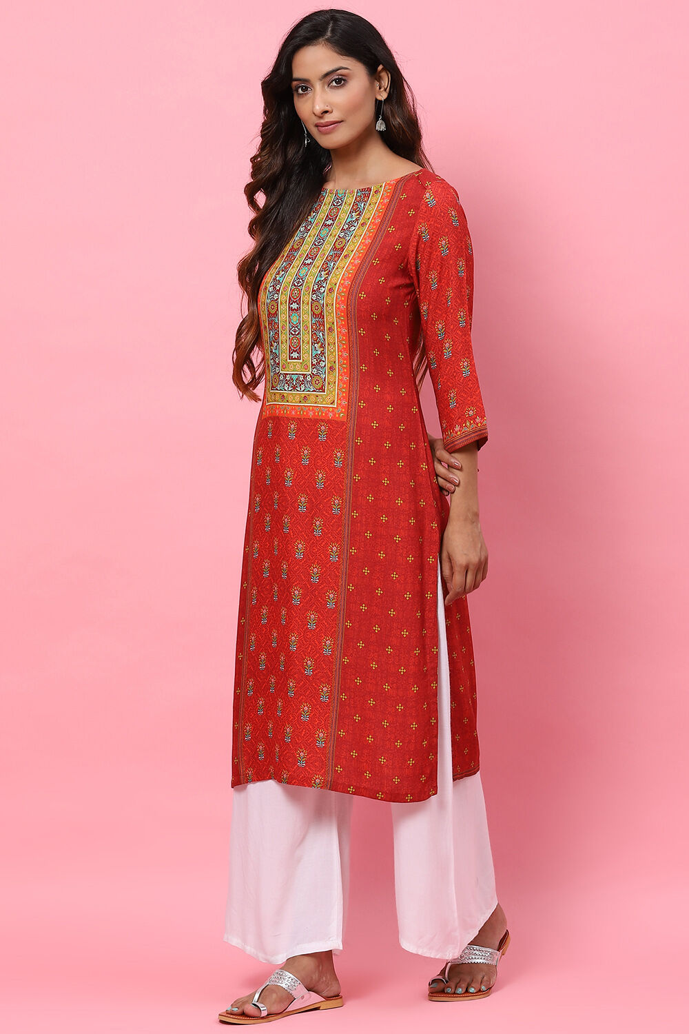 Red Straight Rayon Kurta image number 2