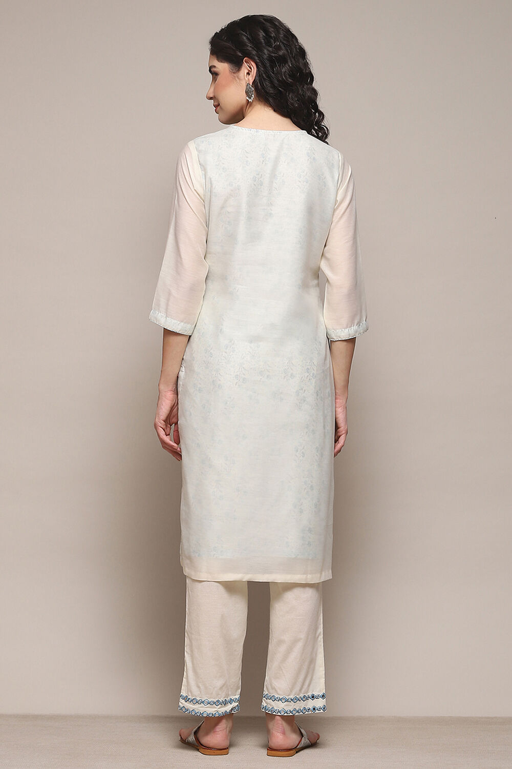 Powder Blue Cambric Narrow Kurta Pant Suit Set image number 5
