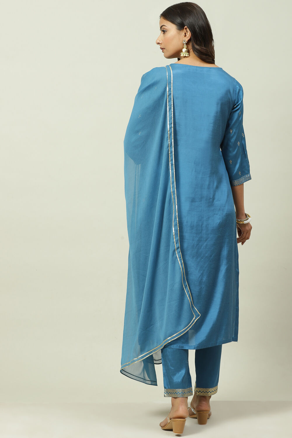 Blue Printed Viscose Straight Kurta Regular Pant Suit Set image number 4