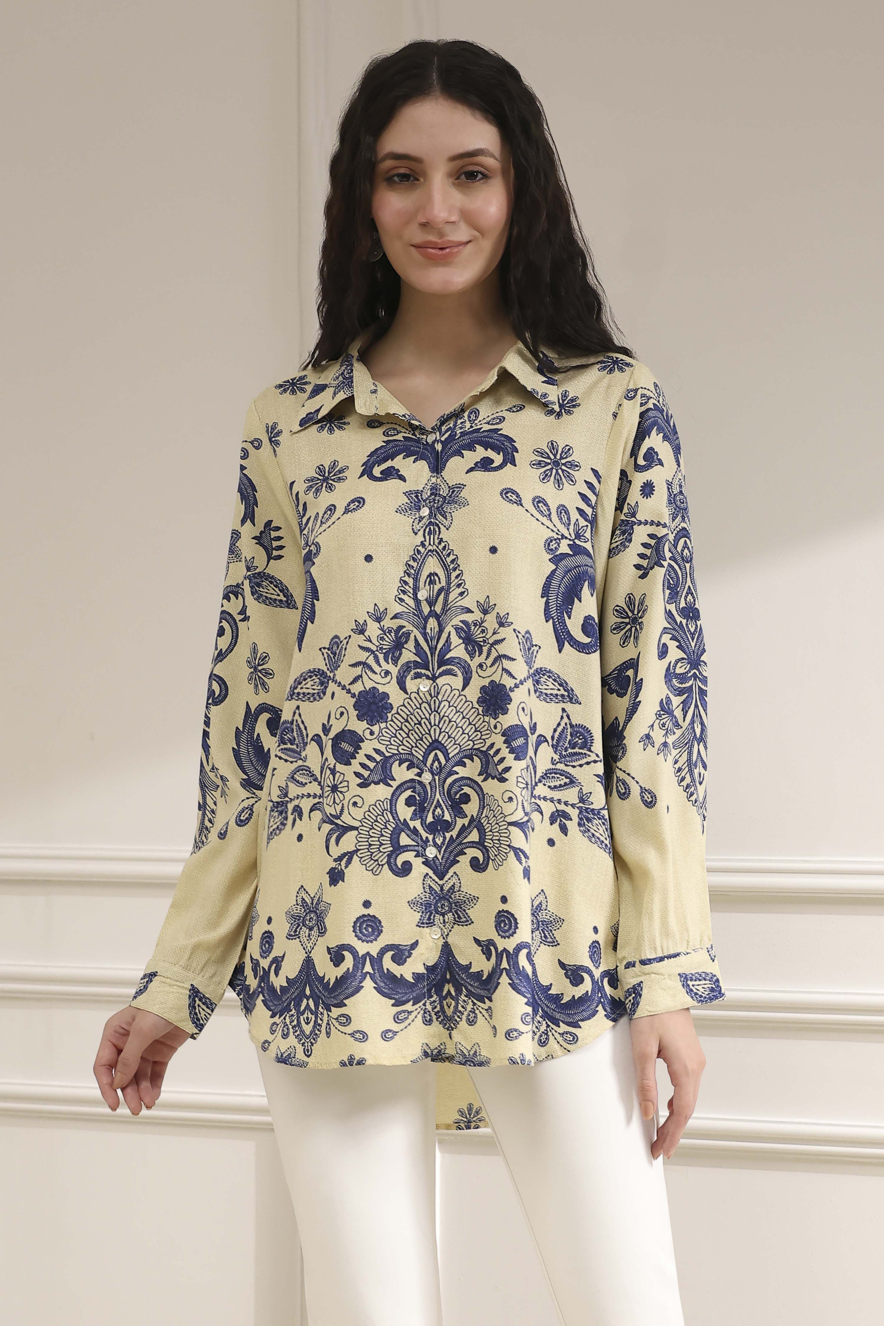 Off-White and Blue Printed Relaxed Fit Shirt image number 5