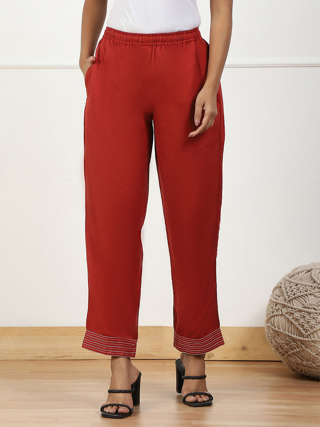 Rust Solid Mid-Rise Straight Palazzo Pants image number 4
