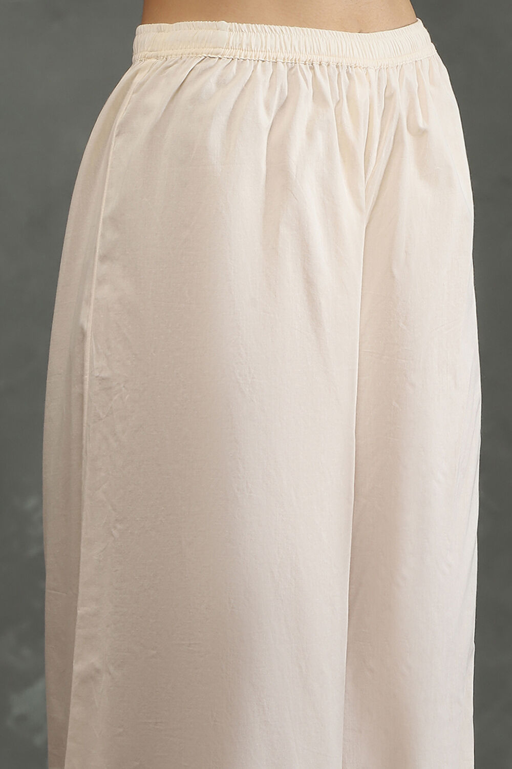 Cream-Colored Silk Chanderi Floral Printed Gathered Co-ord Set image number 2