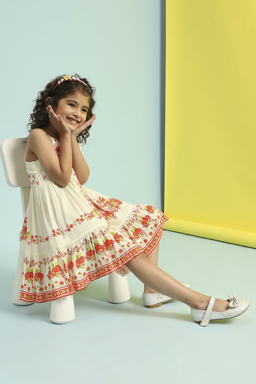 Cream-Colored Floral Gathered Flared Dress image number 0