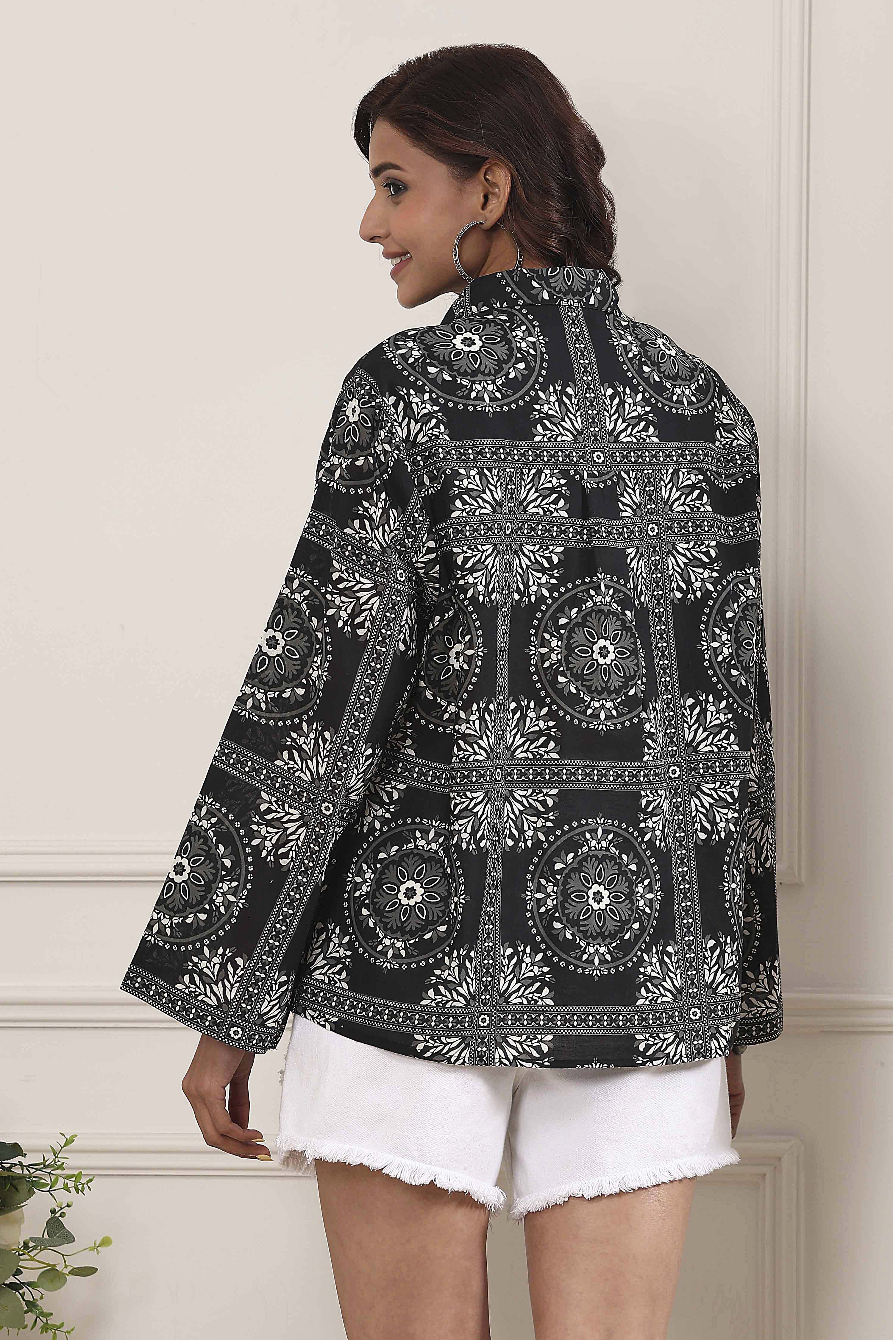 Black Cotton Printed Straight Shirt image number 3