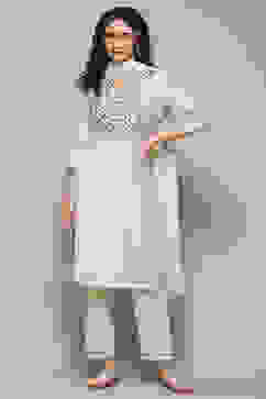 Off White Cambric Narrow Kurta Pant Suit Set image number 7