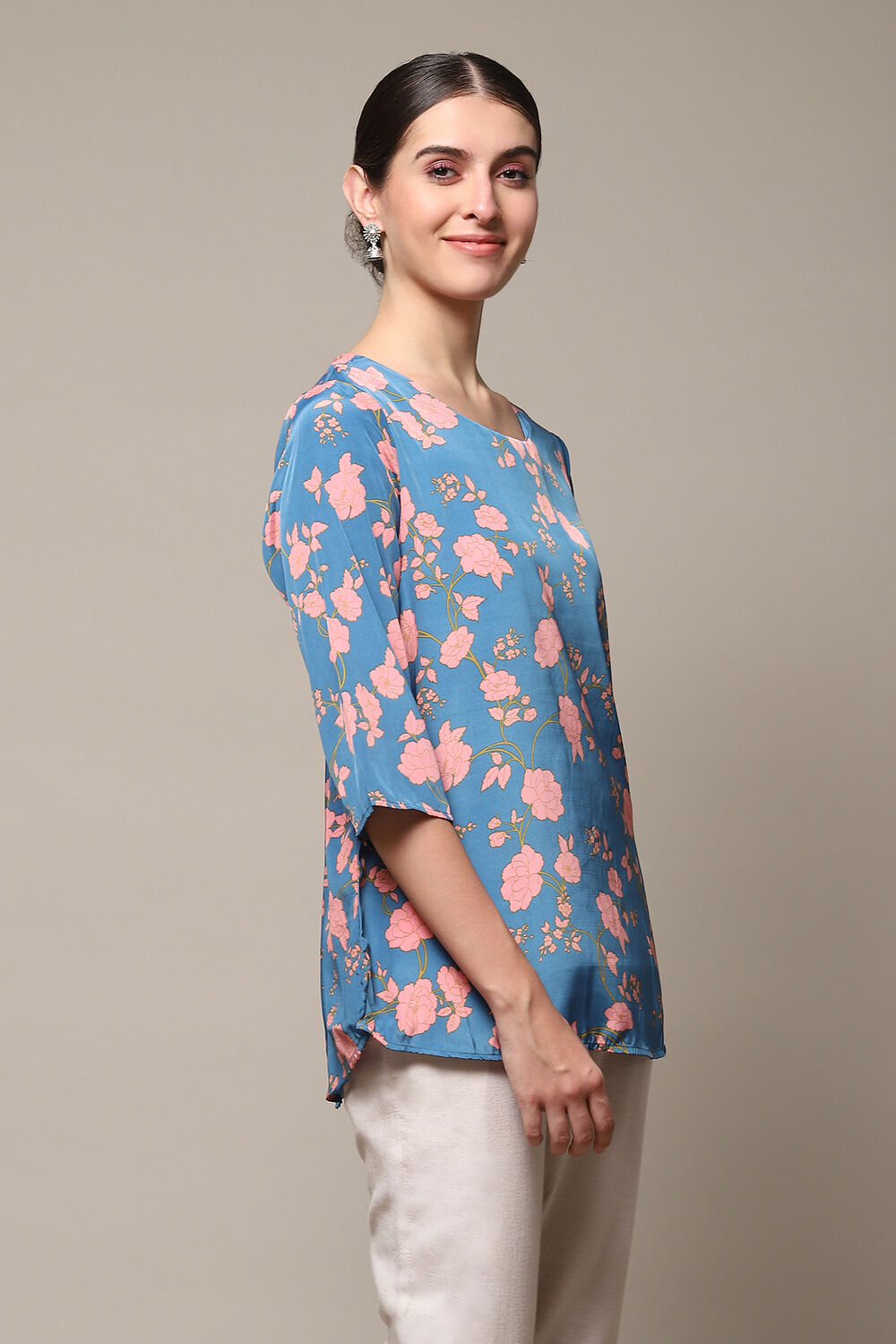 Lavender Printed Straight Kurta Palazzo Suit Set image number 3