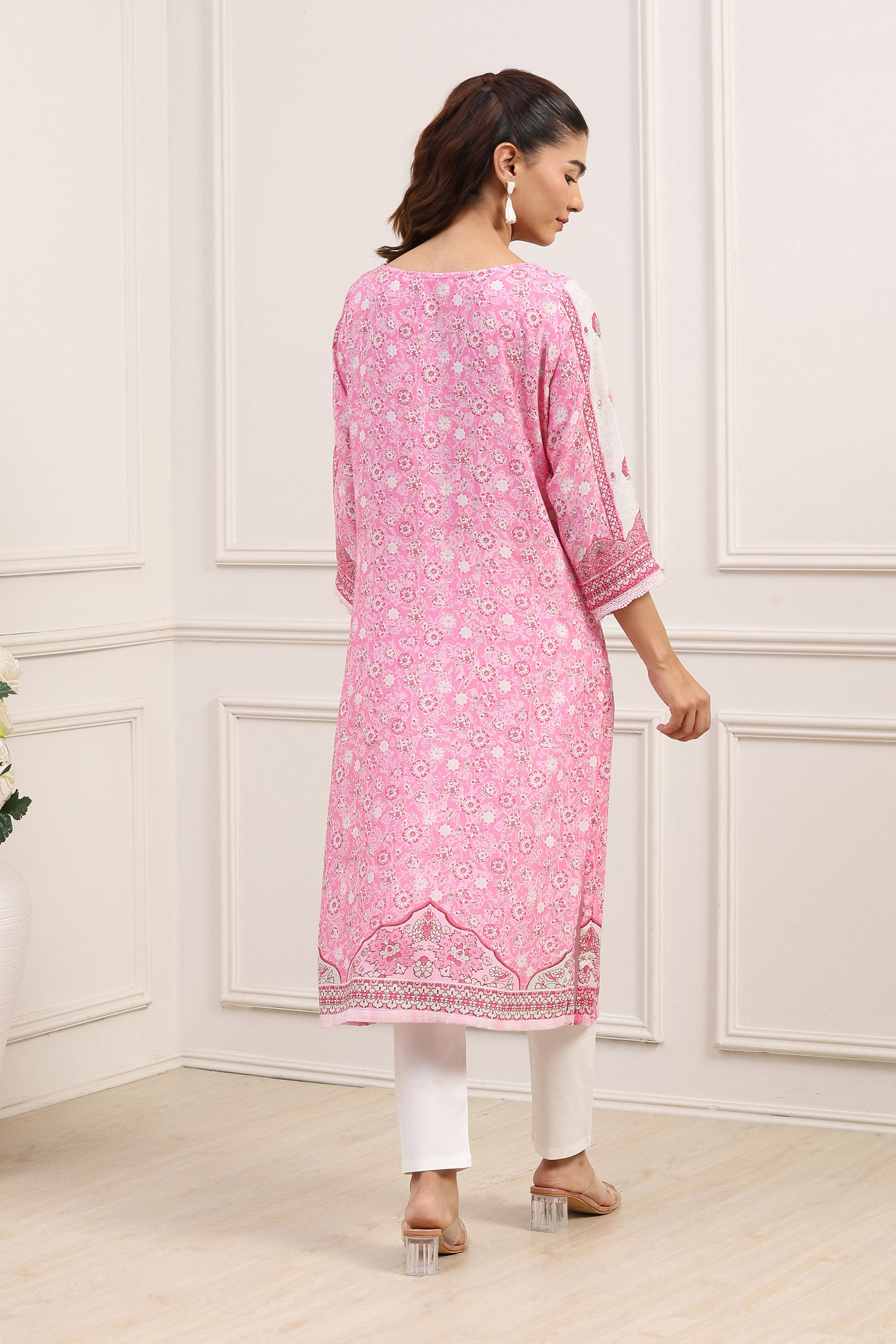 Pink Viscose Rayon Printed Straight Kurta image number 3