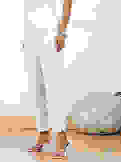 Off White Viscose Slim Solid Pants image number 2