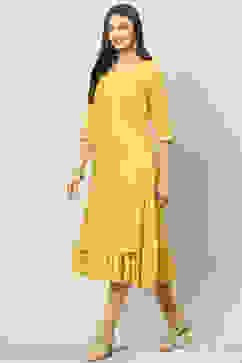 Yellow Art Silk Straight Embroidered Kurta image number 3