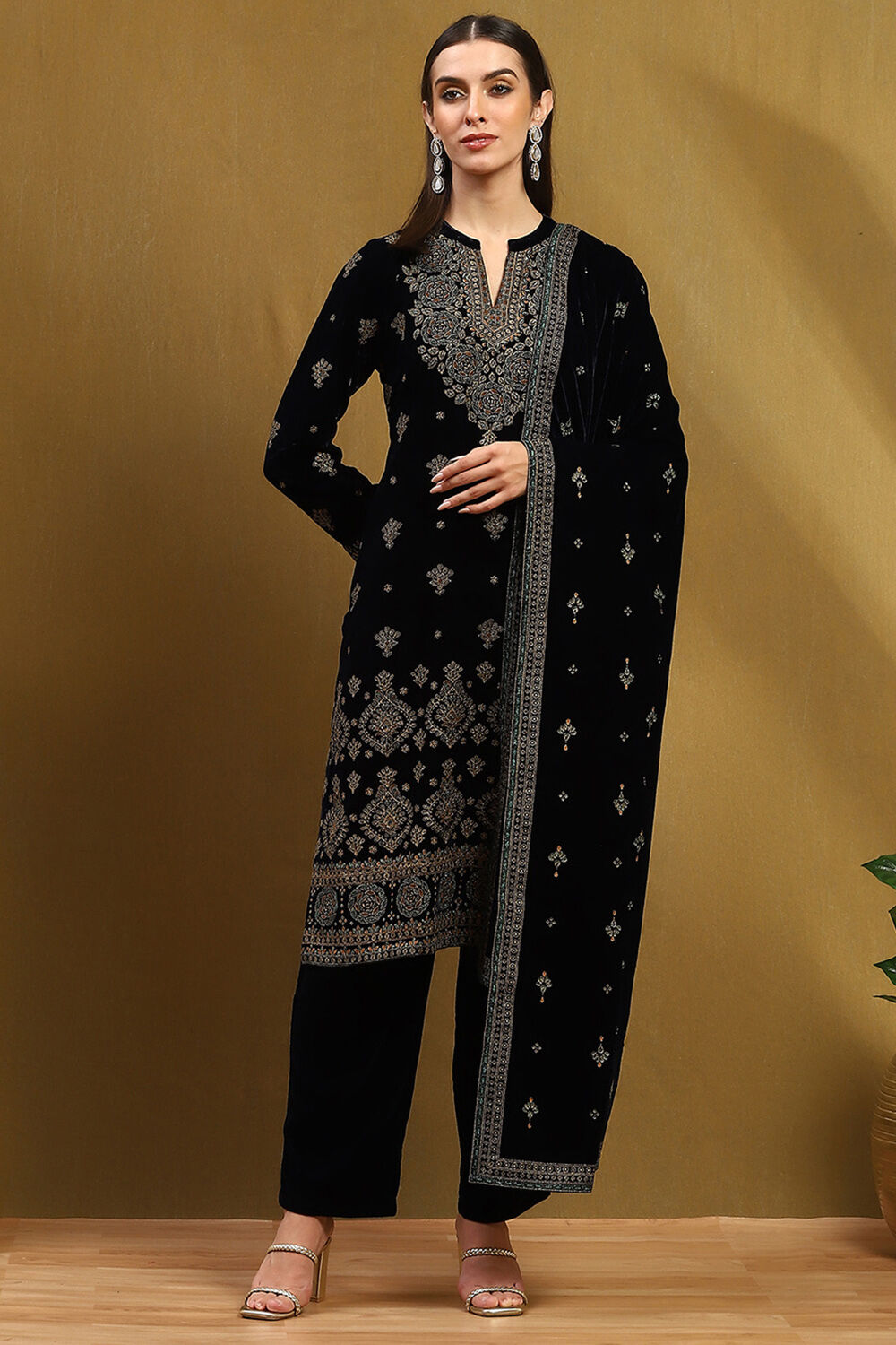 Navy Polyester Straight Suit Set image number 8