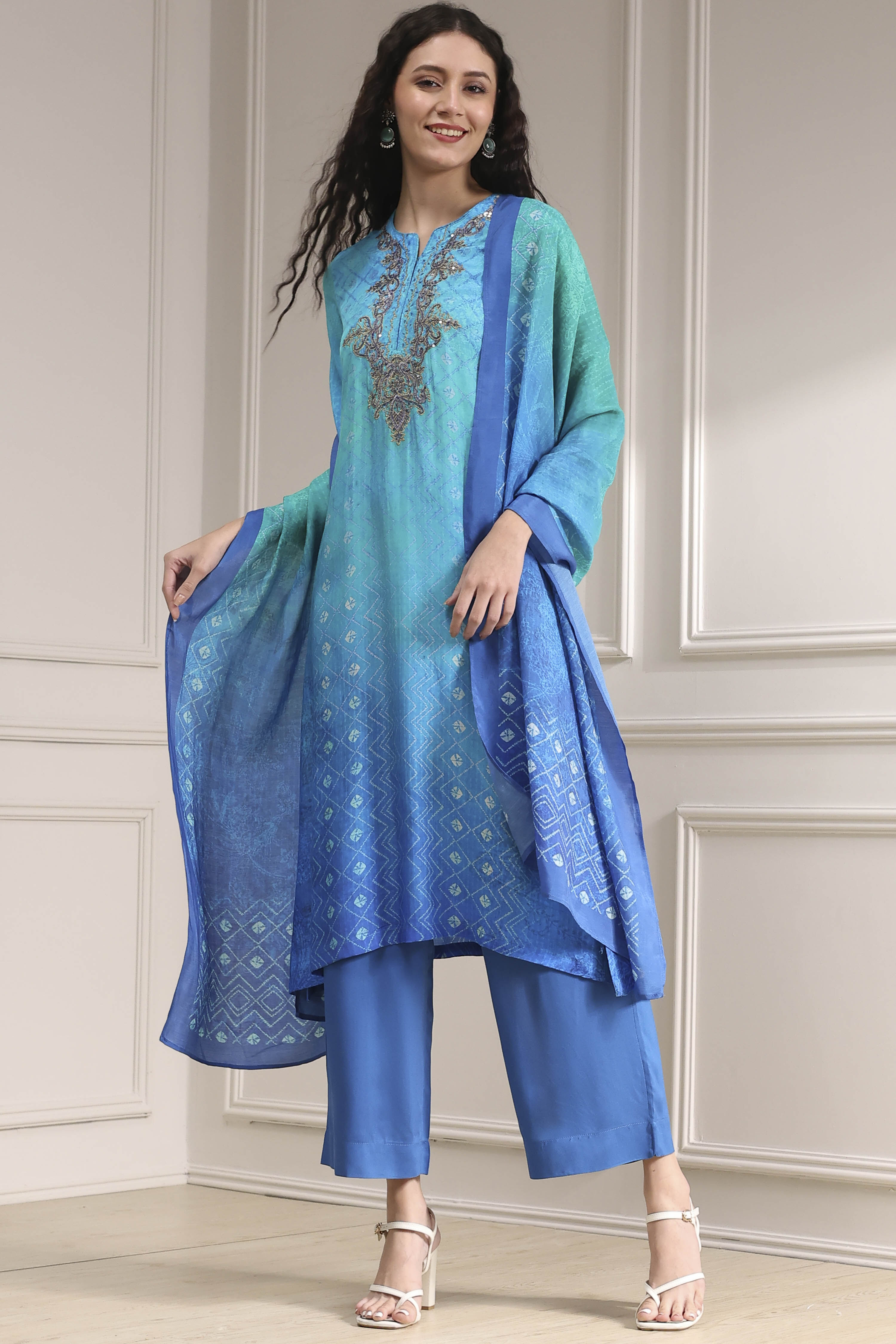 Turquoise Printed Straight Suit Set image number 0
