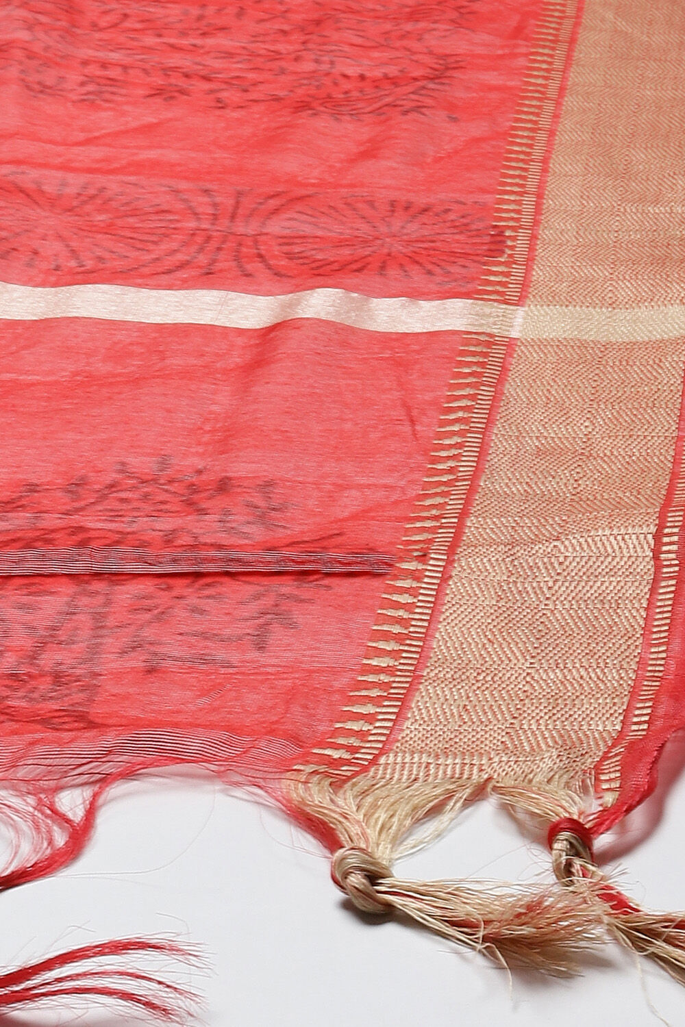 Black Cotton Screen Print Unstitched Suit Set image number 3