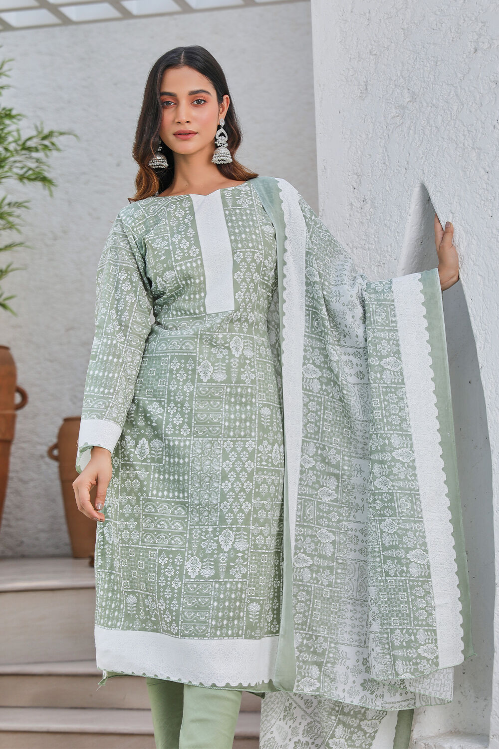 Green Cotton Blend Digital Print Unstitched Suit Set  image number 0
