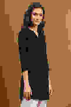 Black Solid Shirt Collar Straight Short Kurti image number 5