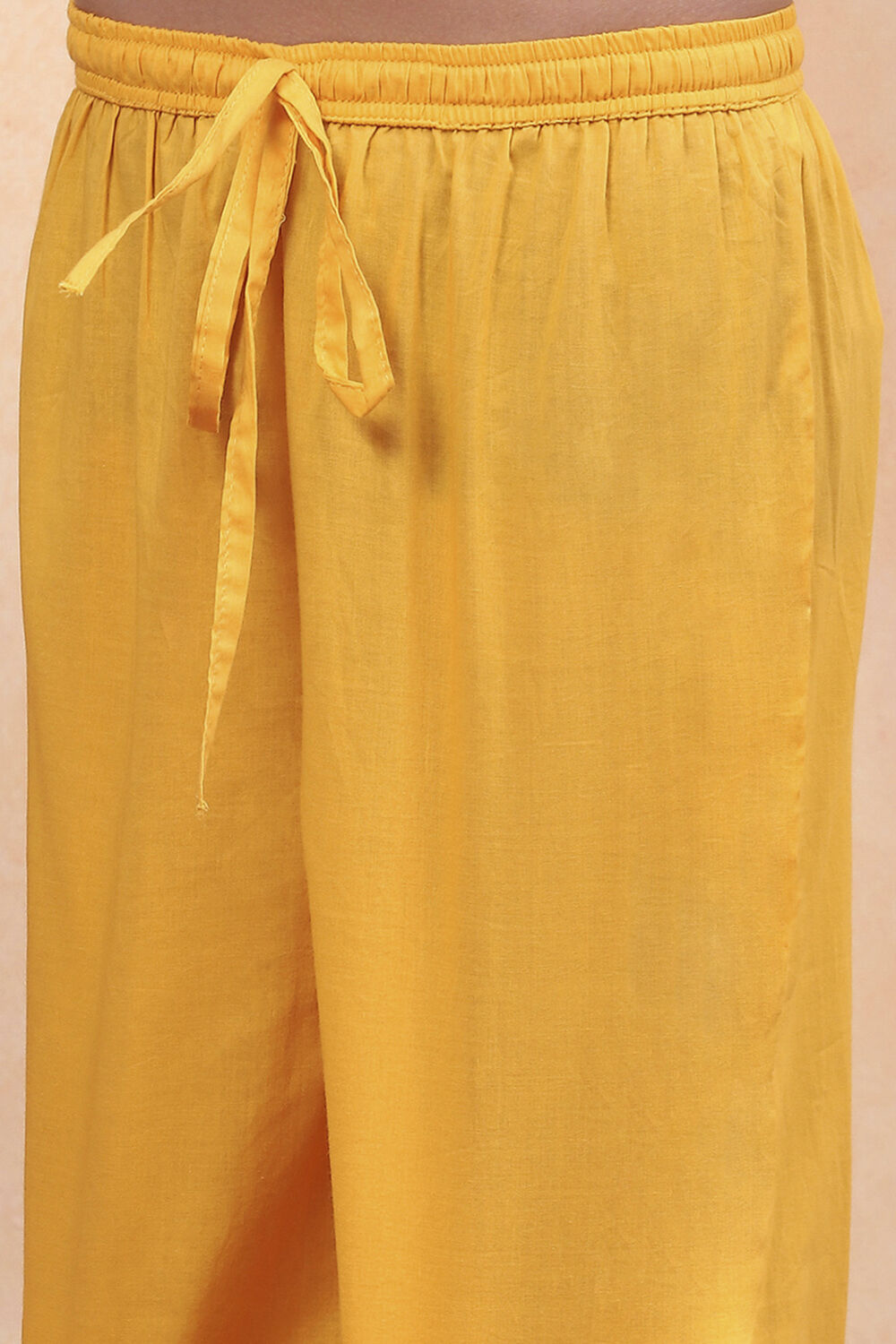 Yellow Pure Cotton Floral Printed Tiered Suit Set image number 2