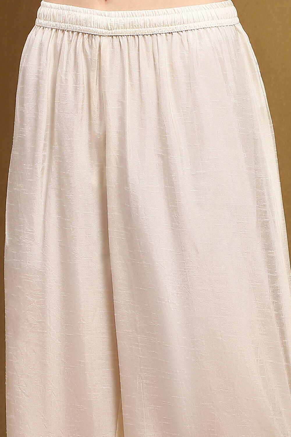 Off-White Silk Embroidered Festive Straight Suit Set image number 2