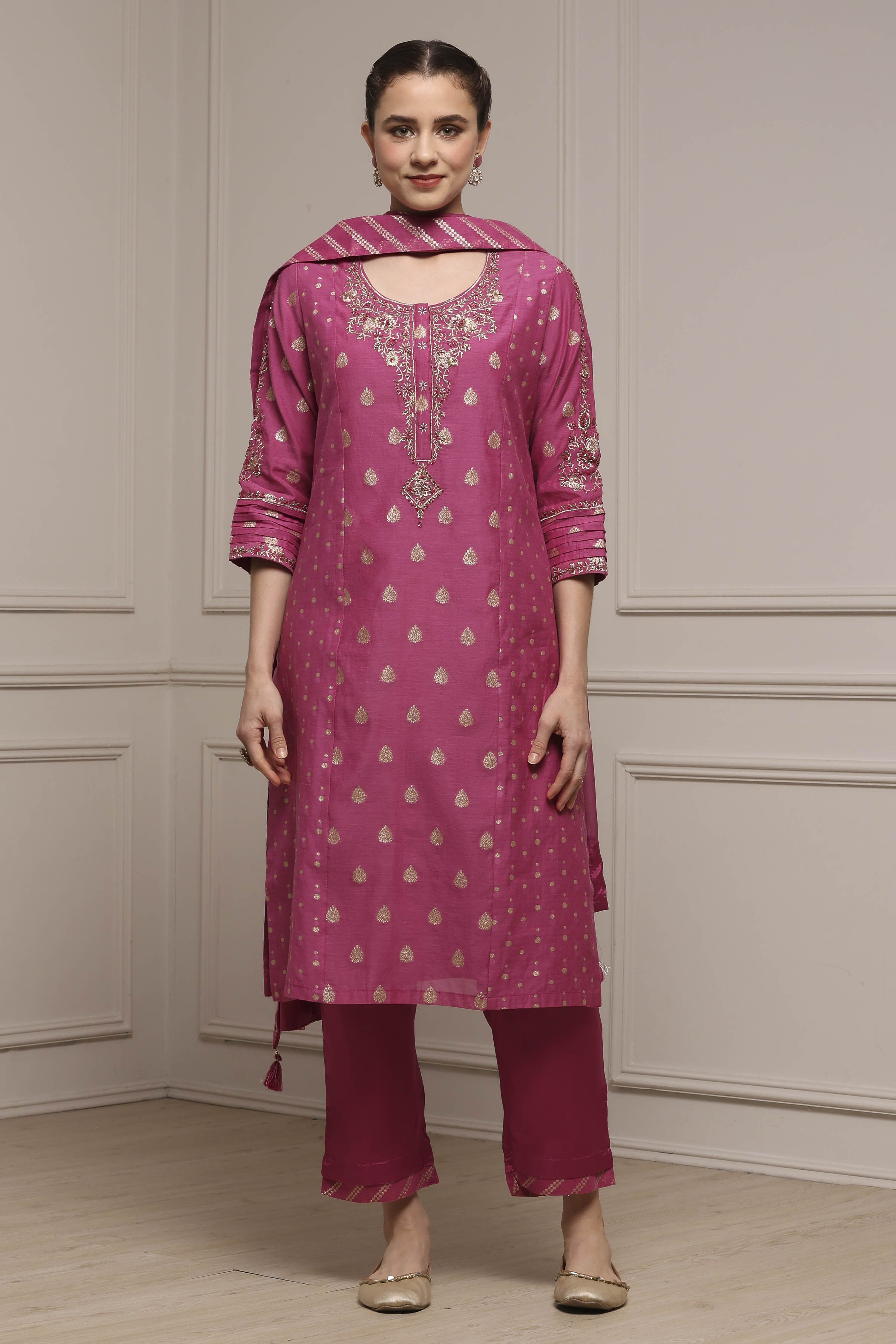 Lime Cotton Blend Printed Straight Suit Set image number 6