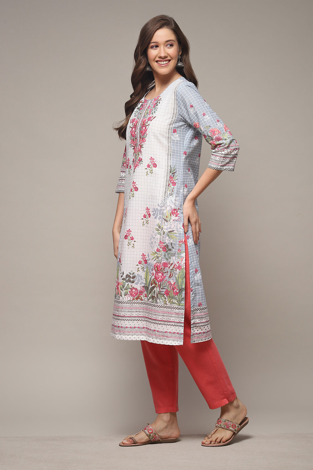 Yellow LIVA Straight Printed Kurta image number 3