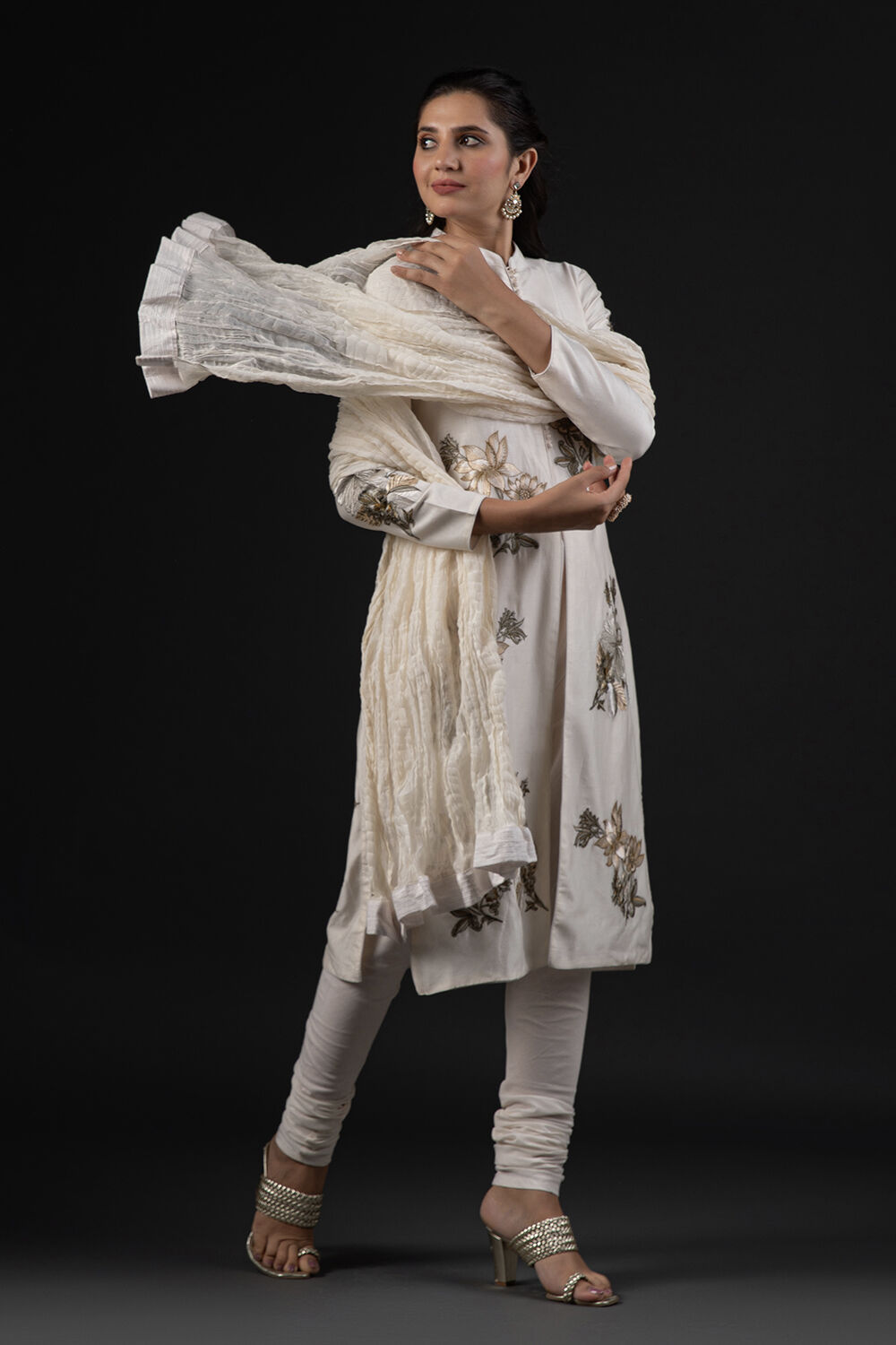 Ivory Cotton Silk Straight Printed Suit Set image number 10