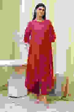 Red Shantoon Asymmetric Suit Set image number 7