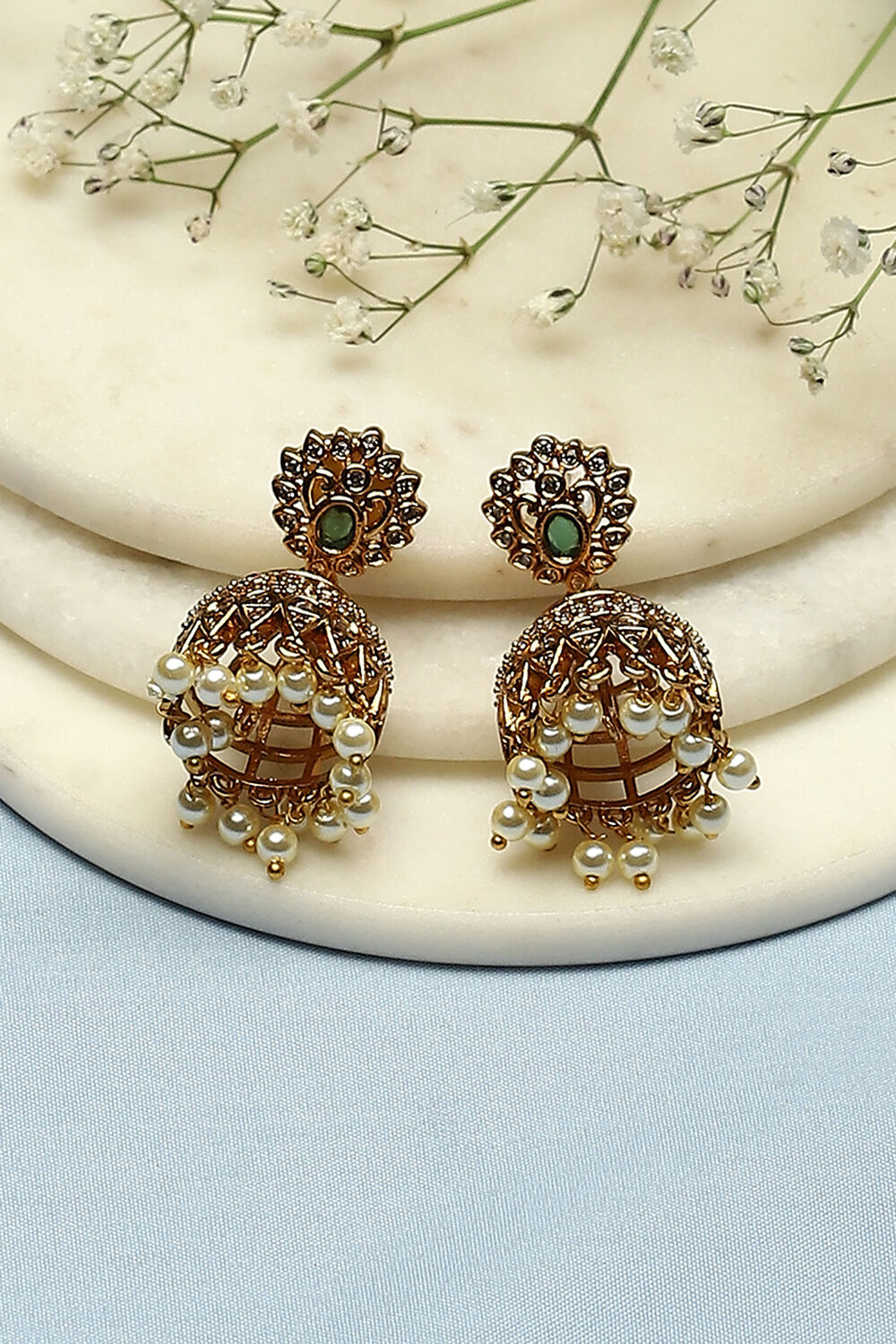 Gold Green Stone Earrings image number 0