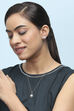 Pearl Embellished Necklace Set image number 1