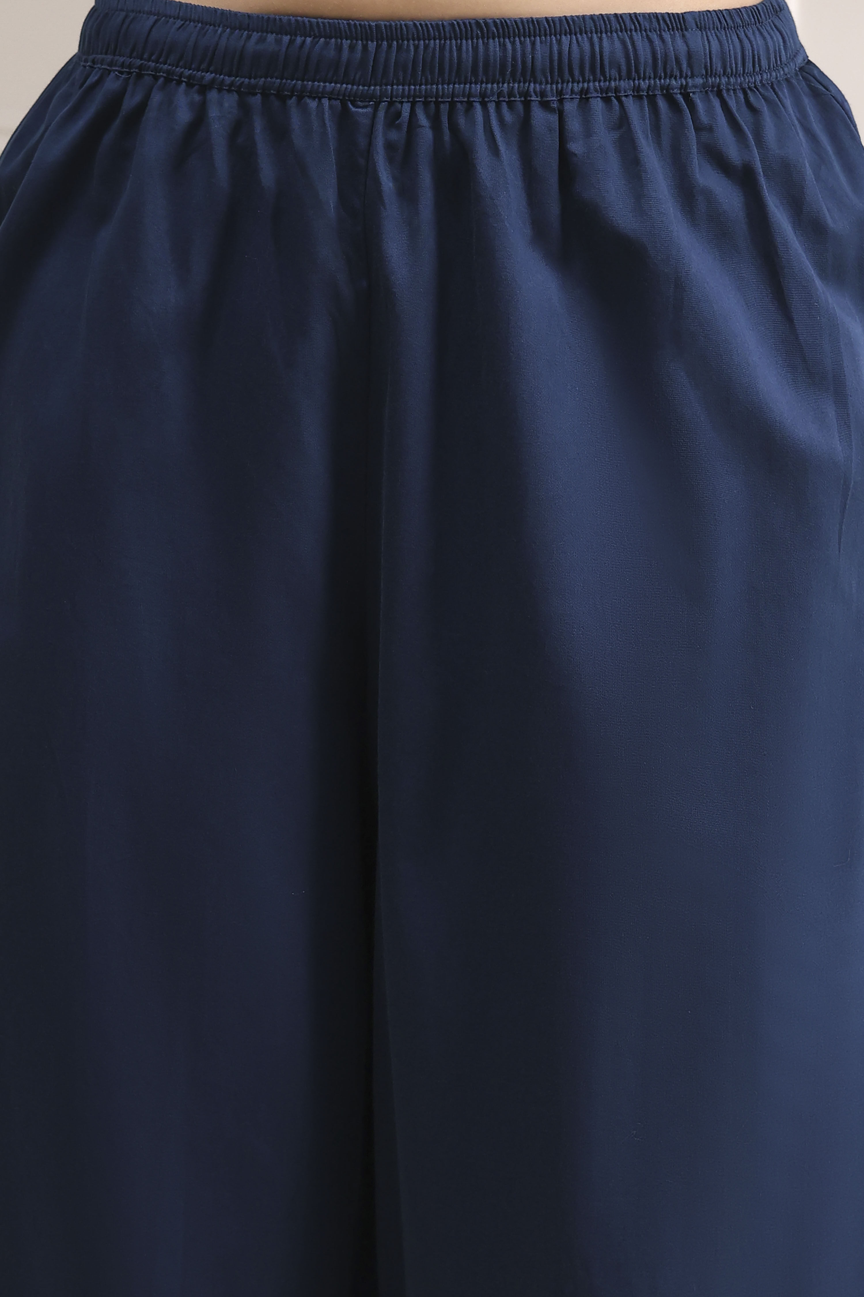 Blue Chanderi Solid Gathered Suit Set image number 2