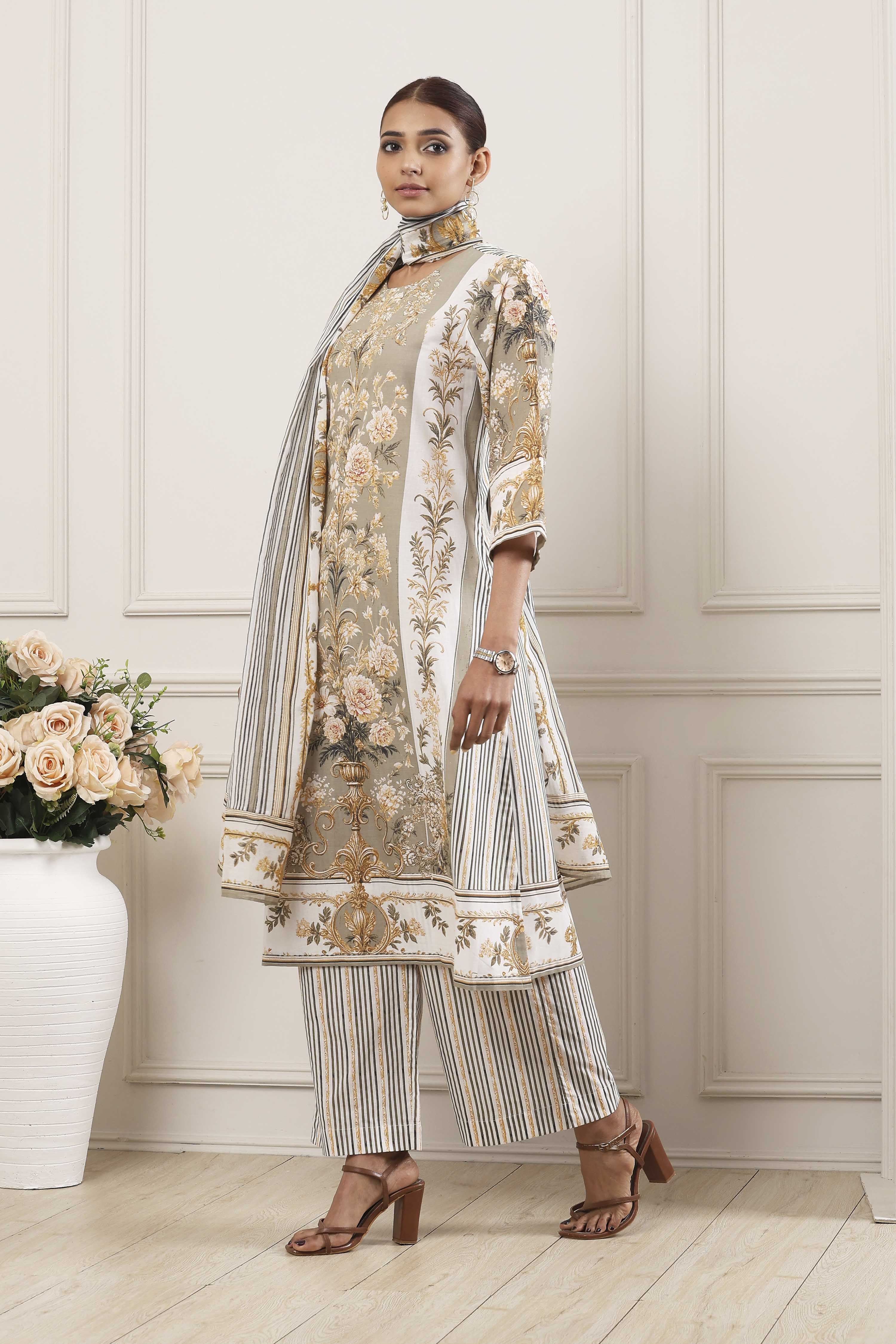 Khaki Green Cotton Floral Printed Straight Suit Set image number 3