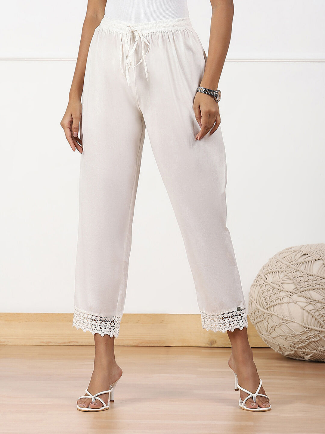White Regular Cotton Pants image number 4