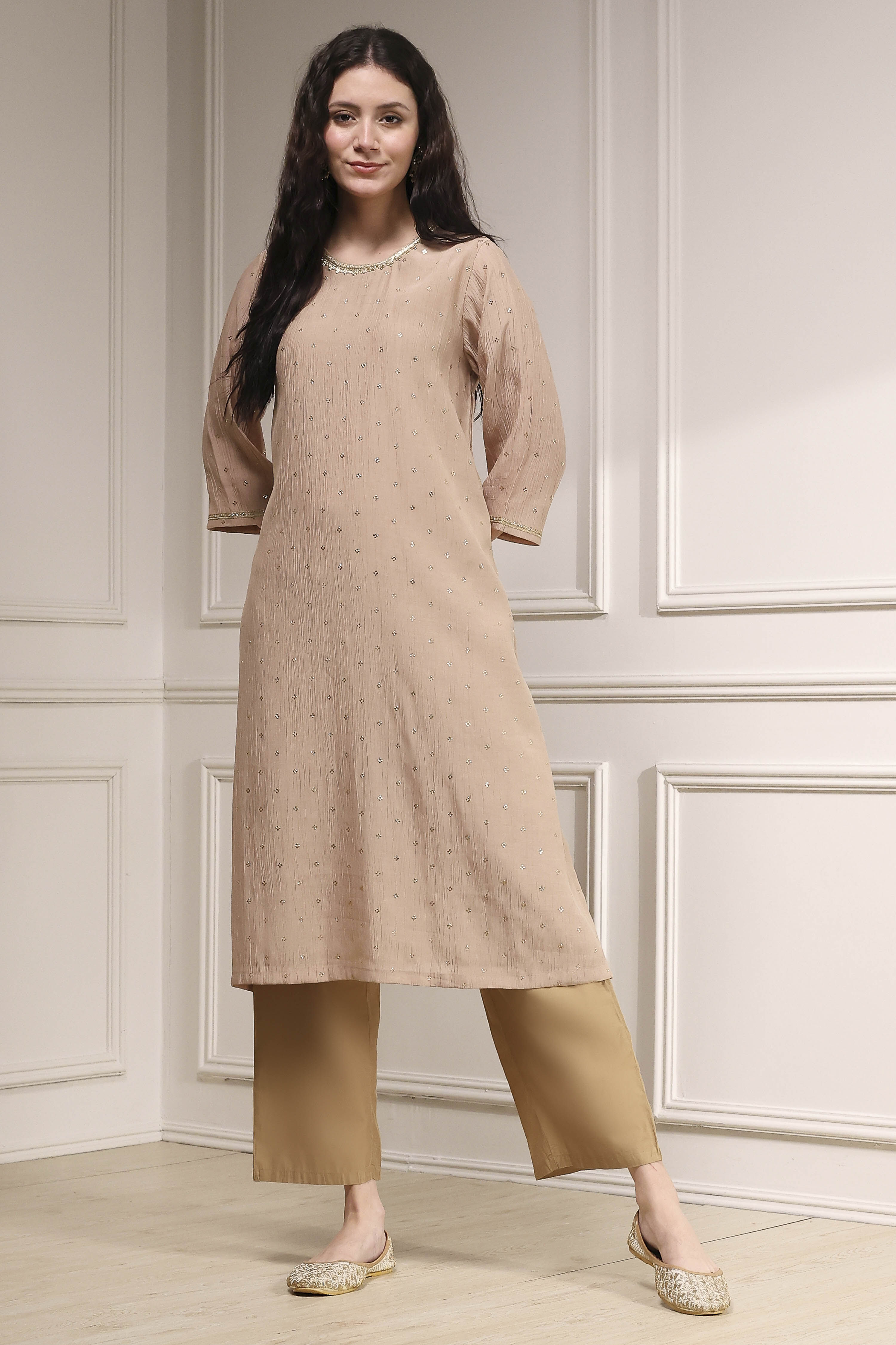 Nude-Toned Metallic Pattern Straight Kurta image number 5