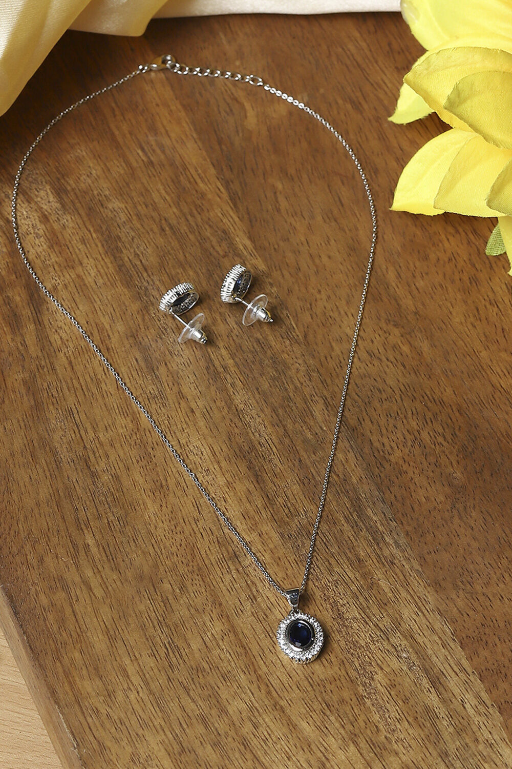 Navy Blue Stone Necklace Set image number 2