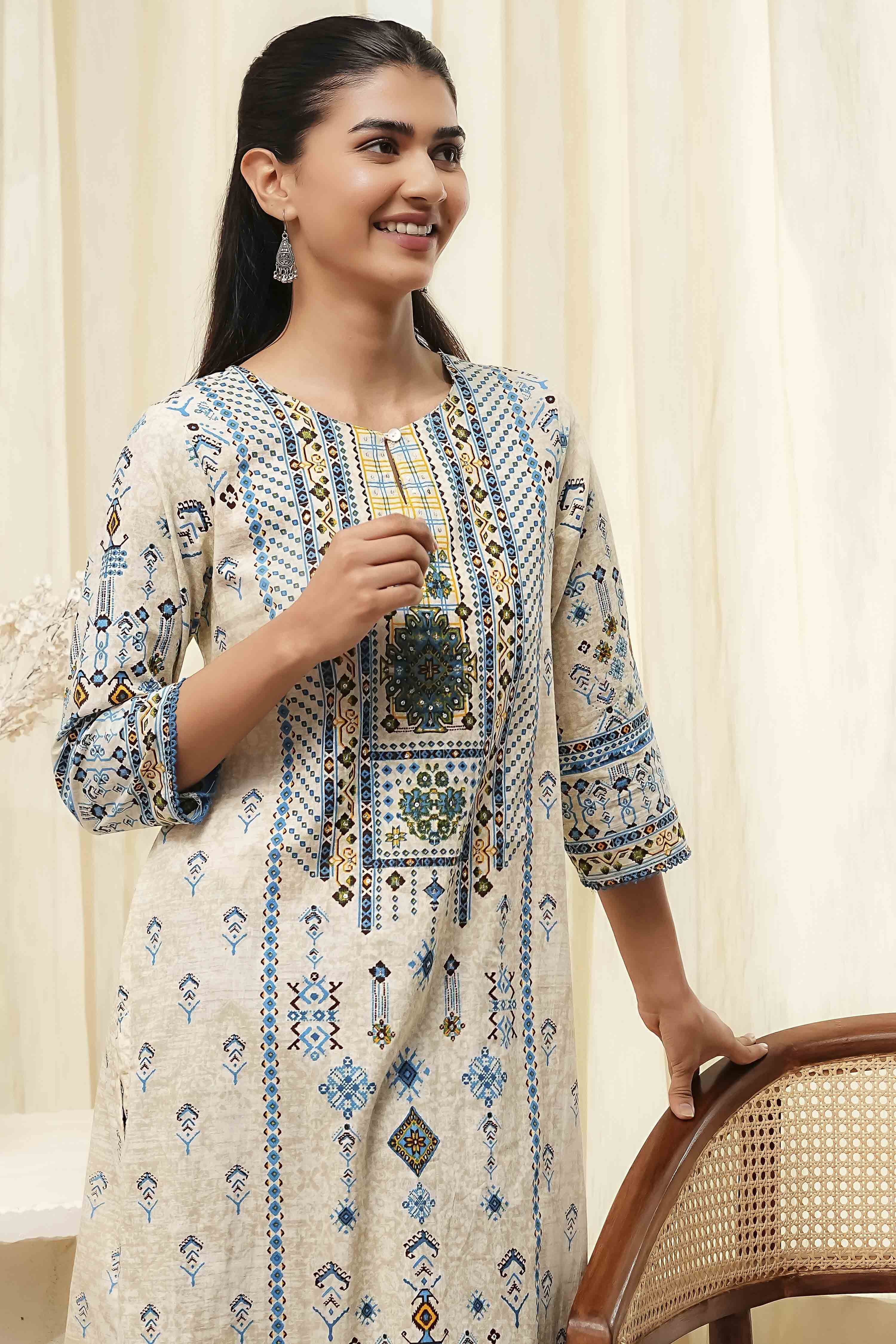 Off-White and Blue Cotton Straight Kurta image number 6