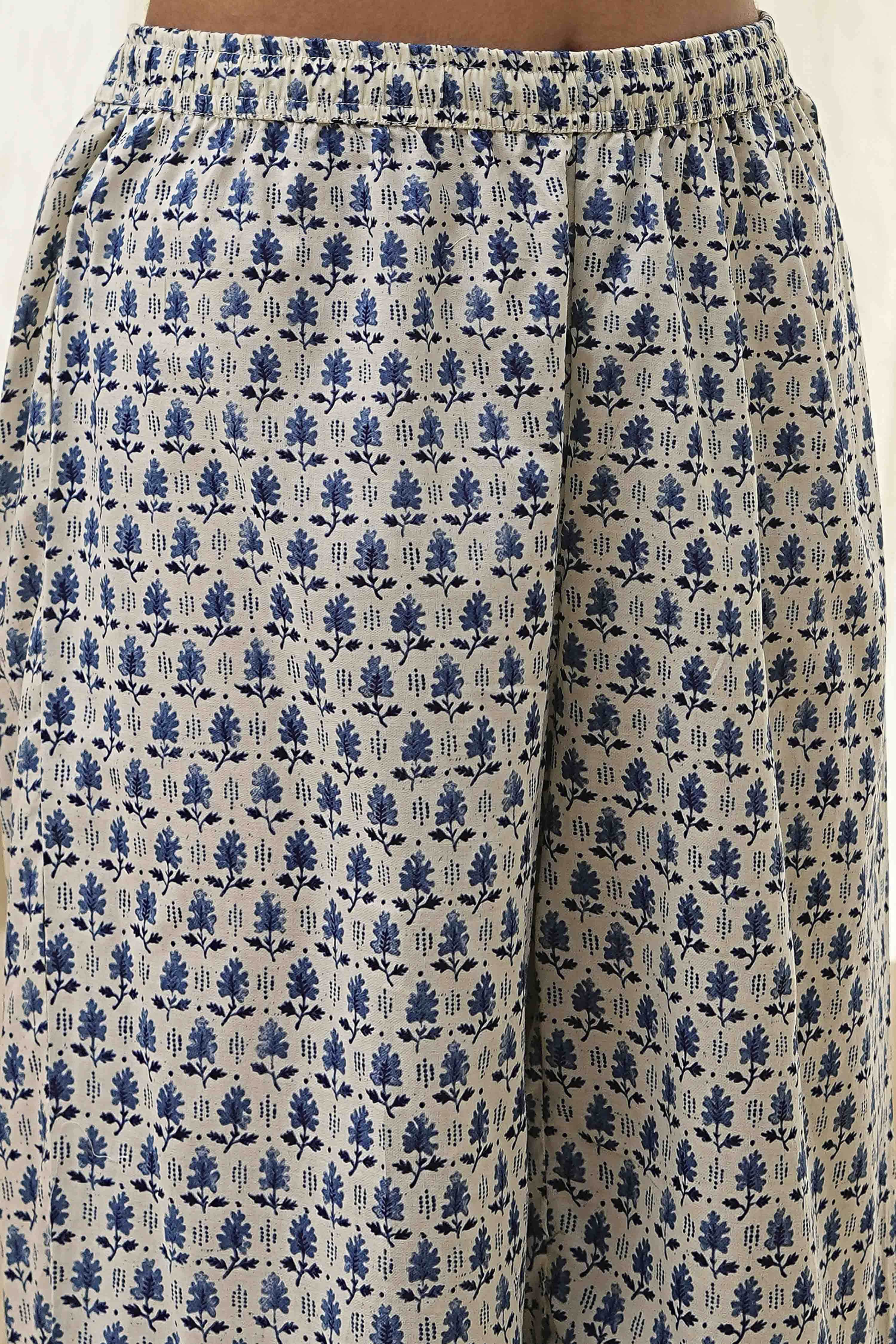 Off-White Cotton Printed Straight Suit Set image number 2