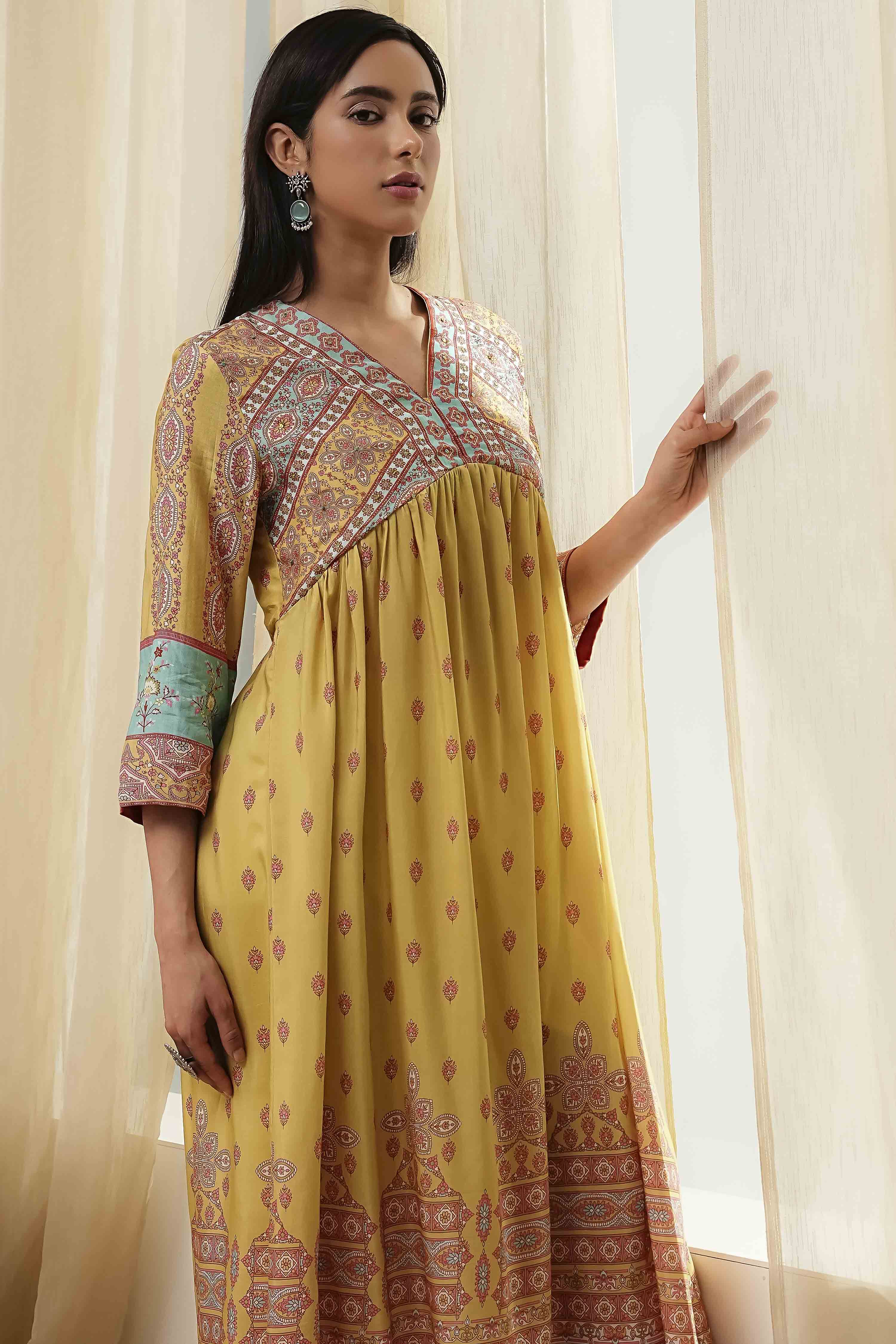 Green Modal Printed Gathered Kurta Set image number 7