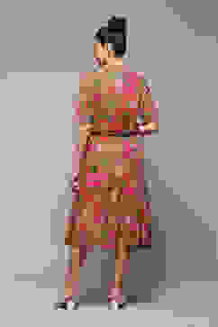 Deep Fuchsia Rayon Straight Printed Dress image number 4