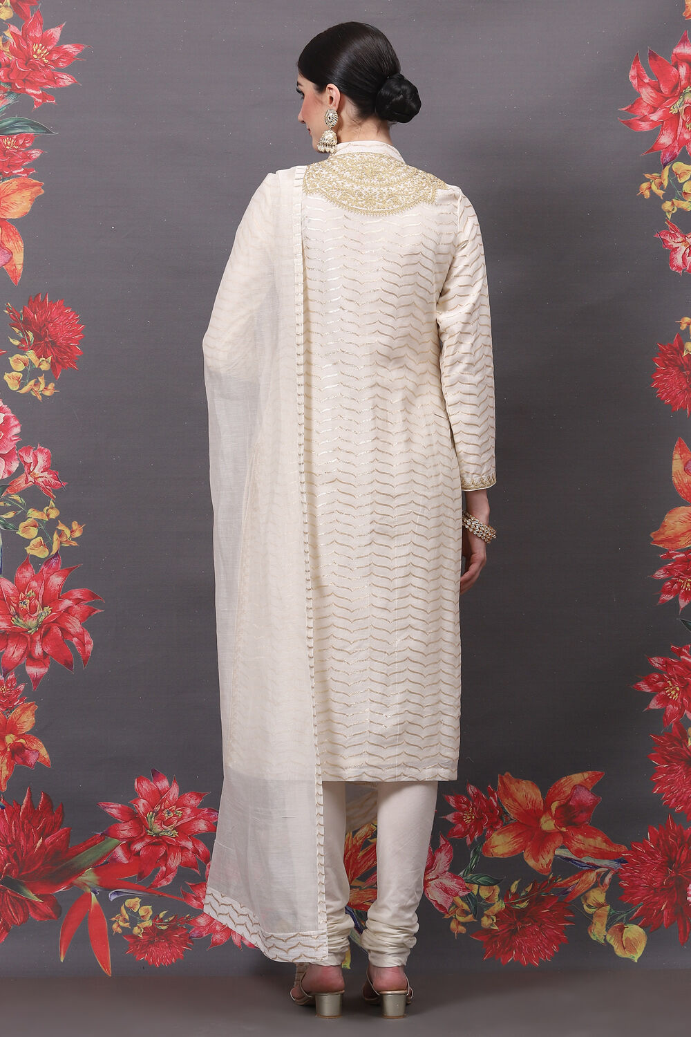 Cream Cotton Silk Straight Yarndyed Suit Set image number 5