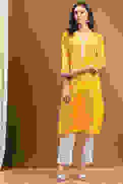 Yellow Cotton Solid Regular Fit Straight Kurta image number 5